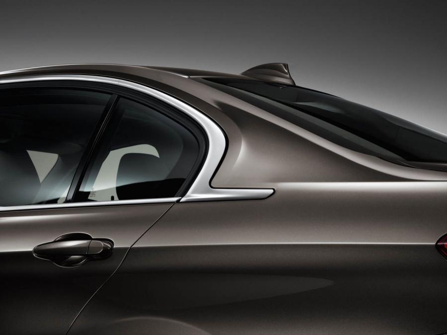  BMW 3-Series Long-Wheelbase 2012 года  (фото 13 из 25)